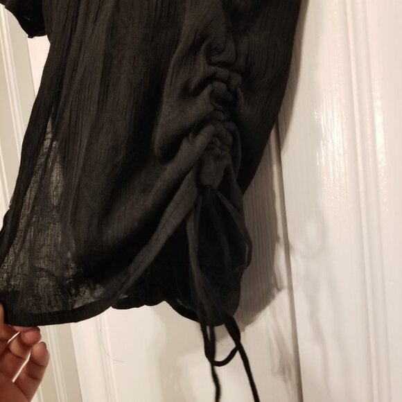 Vintage Sheer Textured Paisley Jacquard Cropped Black Button up Rouched Shirt - Picture 6 of 10